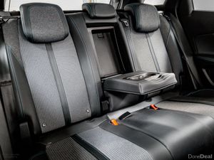 Peugeot 3008 Allure 1.5 Diesel 130HP - Image 4