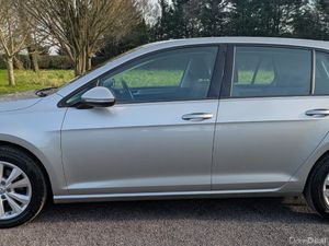 VW GOLF TREND LINE/ NCT & TAX/ LOW KMS - Image 4