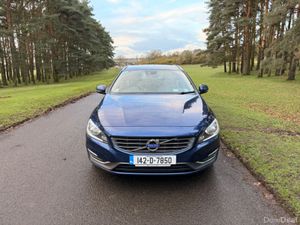 Volvo V60 2014 Diesel Ocean Race Edition - Image 2