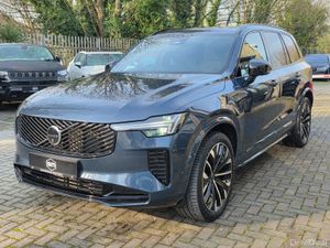 2025 VOLVO XC90 2.0 T8 PLUS AWD. - Image 4