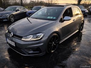 17 VW GOLF R 300 DSG MASSIVE SPECIFICATION - Image 2