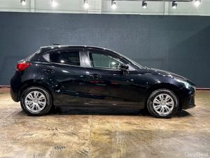Mazda Demio 1.3L AUTOMATIC - MULTI FUNCTION STEERI - Image 3