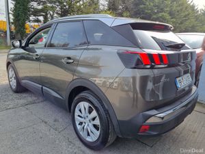 2019 PEUGEOT 3008 ACTIVE  1.2 PETROL MANUAL - Image 4