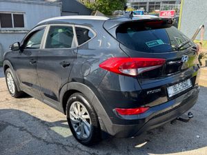 Hyundai Tucson Executive High spec - Image 3