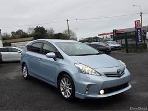 Toyota Prius ONLY 25,445KM ! 7 SEATER SELF CHARGIN - Image 2