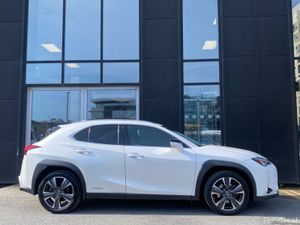 Lexus UX Hybrid Auto - Image 4