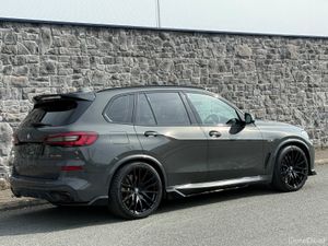 2022 BMW X5 M Sport X-Drive M Performance 45E FSH - Image 3