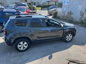 Dacia Duster high spec low mileage - Image 4