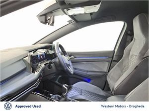 Volkswagen Golf 1.5 TSI 130HP R-Line - Image 4