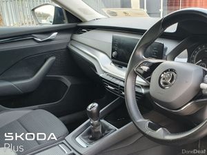 Skoda Octavia Ambition 2.0TDi 115HP - 2 Year Warra - Image 4