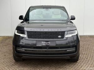 Land Rover Range Rover AUTOBIOGRAPHY - Image 2