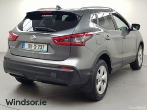 Nissan Qashqai 1.2 PET SV CVT - Image 4