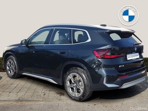 BMW iX1 iX1 eDrive20 Sport - Image 3