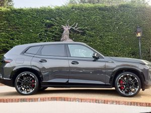 BMW XM 4.4 V8 Hybrid Huge spec - Image 4