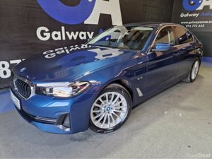 BMW 5-Series SE AUTO PHEV 292BHP **SAT NAV REVERSI - Image 4