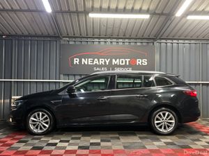 2017 Renault Megane DYNAMIQUE 1.5 Estate - Image 3