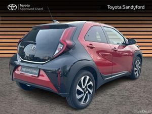 Toyota Aygo X DESIGN // NEW MODEL // REAR CAMERA / - Image 2