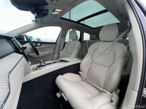 Volvo XC60 T6 PLUS DARK AWD 2.0 HYBRID ** HUGE SPE - Image 2
