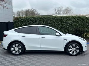Tesla Model Y RWD // PAN ROOF // AUTOPILOT // LEAT - Image 3