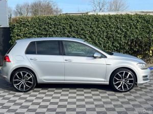 Volkswagen Golf R-LINE PACK 1.2 TSI // NEW 19" DIA - Image 2