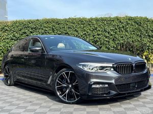 BMW 5-Series 530e M-SPORT COMPETITION 2.0 PLUG-IN - Image 3