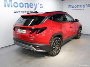 Hyundai Tucson PLUG IN HYBRID - EX DEMO - PLATINUM - Image 4