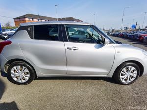 SUZUKI SWIFT 1.2 PETROL AUTOMATIC - Image 4
