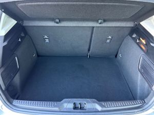 Ford Focus 1.0T 125 5DR - Image 2