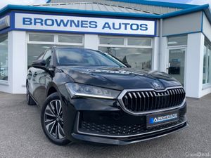 2025 Skoda Superb SE Technology Automatic - Image 4