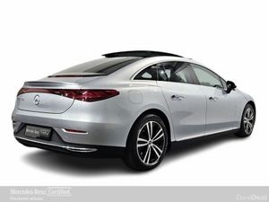 Mercedes-Benz EQE 300 with Panoramic Sunroof/Diamo - Image 4