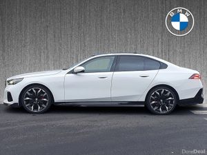 BMW 5-Series 520i M Sport Pro Saloon - Image 4