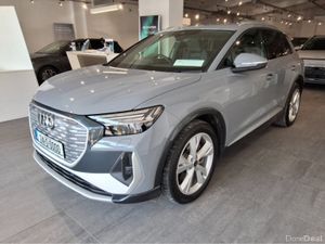 Audi Q4 e-tron S LINE 45 S Line ** 82 kW ** Long R - Image 3