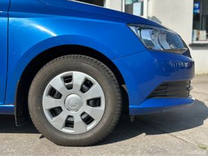 Skoda Fabia ACTIVE 1.0 MPI 60HP 4DR - Image 3