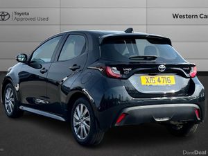 Toyota Yaris 1.5 VVT-h Icon E-CVT Euro 6 (s/s) 5dr - Image 4