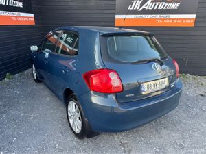 Toyota Auris 1.4 5DR LUNA - Image 4