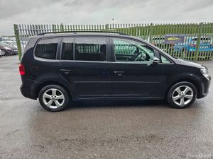 Volkswagen Touran 2013 1.4 TSI AUTOMATIC 7 SEATS - Image 4