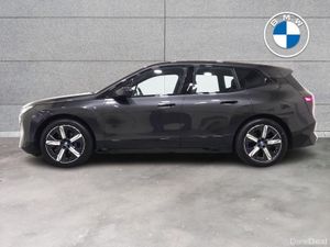 BMW iX xDrive40 M Sport - Image 4