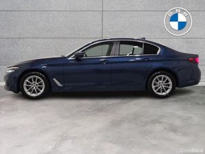 BMW 5-Series 520d SE Saloon - Image 4