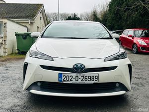 TOYOTA PRIUS 2020 HYRBID AUTOMATIC - Image 2