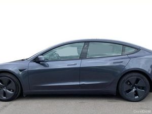 212 Tesla Model 3 Long Range - Image 4