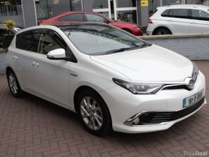 1.8 HYBRID 5DR LUNA HATCHBACK AUTO  //1 OWNER CAR - Image 2