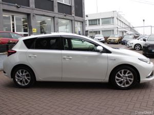 1.8 HYBRID 5DR LUNA HATCHBACK AUTO  //1 OWNER CAR - Image 3