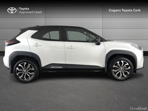 Toyota Yaris Cross YARIS CROSS LUNA SPORT - Image 3