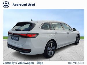 Volkswagen Passat ESTATE LIFE PHEV eTSI - Image 3