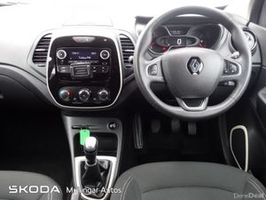 Renault Captur 0.9 TCe 90 PLAY - Image 2