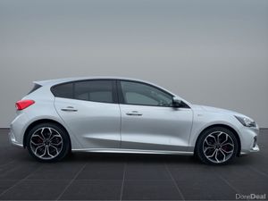Ford Focus ST-LINE X EDITION DIESEL - Image 4