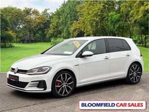 Volkswagen Golf 2.0 GTI PERFORMANCE 245BHP, DSG // - Image 3