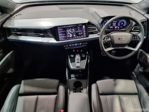 Audi Q4 e-tron ** 252D ** S-LINE ** TECH PACK ** 6 - Image 2