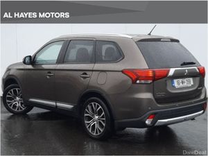 Mitsubishi Outlander **FULL LEATHER**TOP SPECS**2. - Image 3