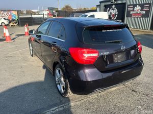 2015 Mercedes a180 - Image 4